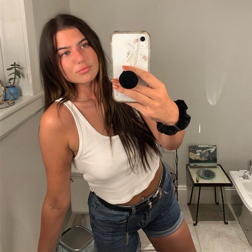 Meet your Posher, Jessica